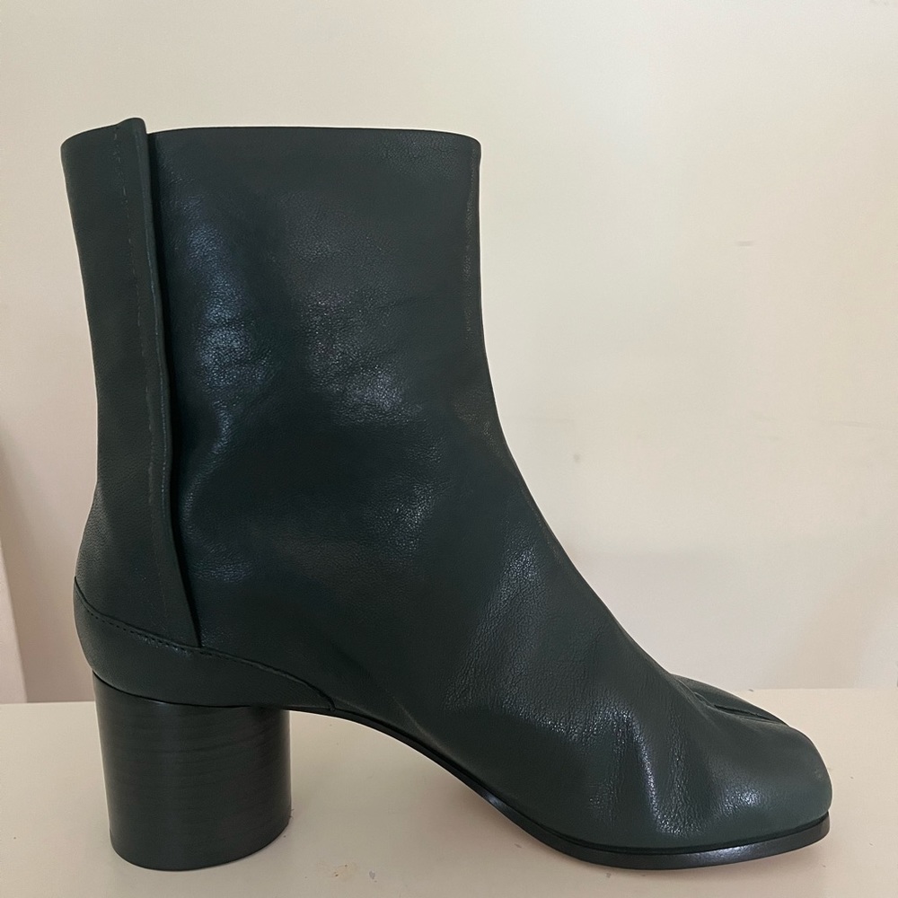 Maison MARGIELA green tabi boots